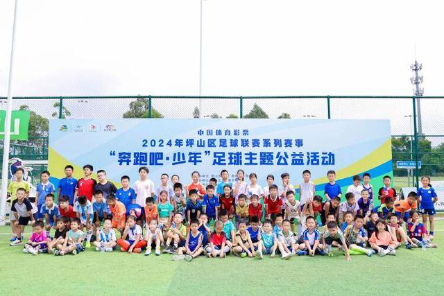 刘翔面临就业选择：教练、朝九晚五或买断离开